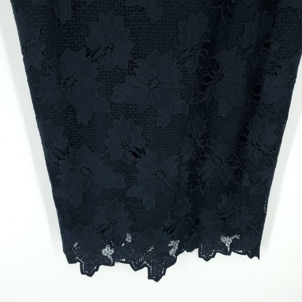 Banana Republic Limited Edition Navy Bow Back Lace Dress - Picture 5 of 7